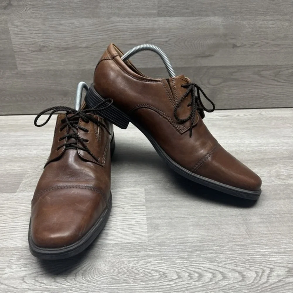 Clarks Mens Tilden Cap‎ Toe Brown Oxford Dress Shoe Size 10 M Very Nice